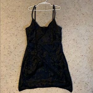 Forever21 black velvet strapped dress